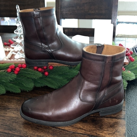 Florsheim Midtown Plain Toe Boot | color cognac | size 11 main image 14